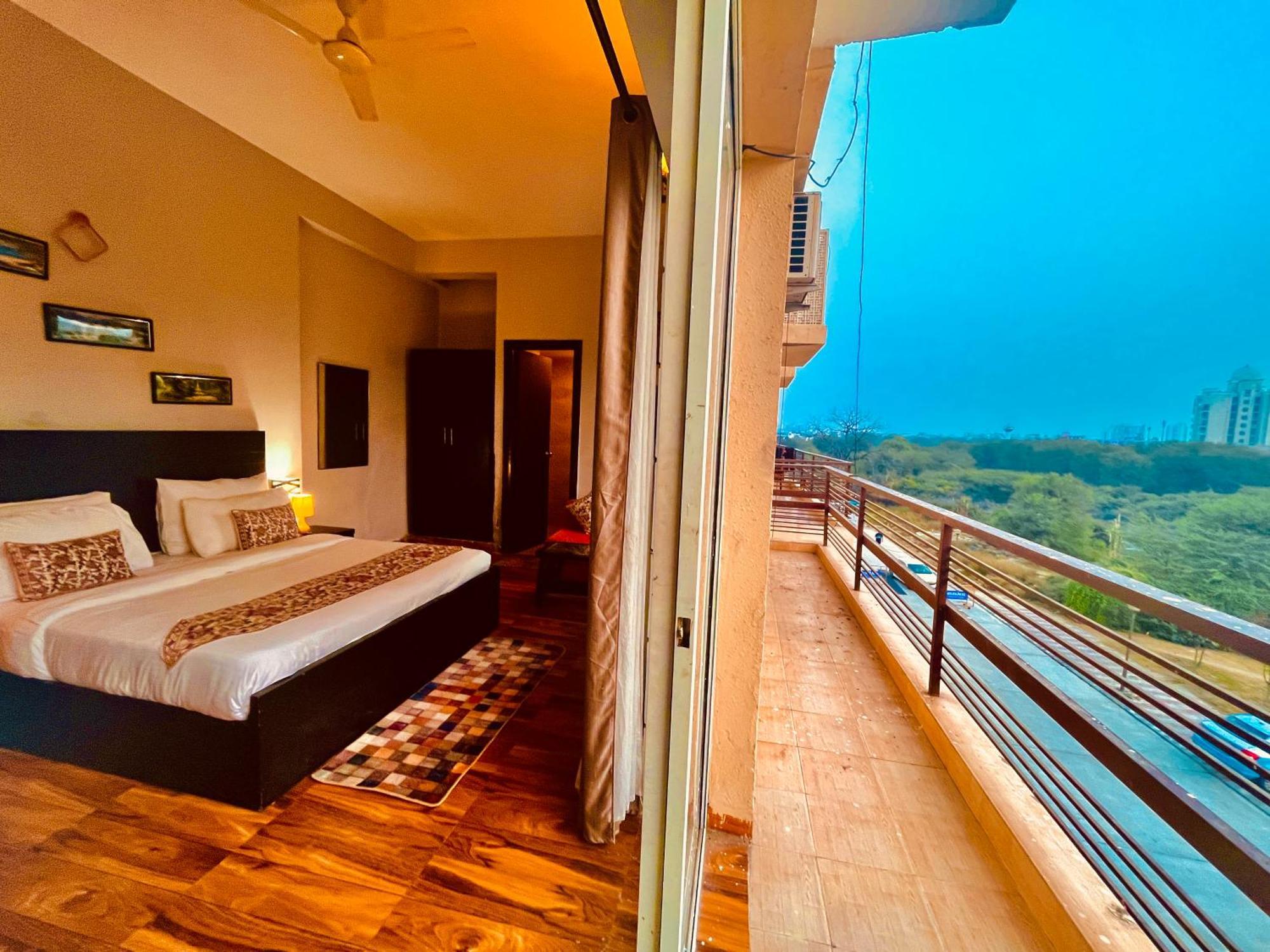 Pearl Grand Boutique Cottage In Omaxe Anandam Vrindavan - #Premium Ac Rooms With Balcony #Big Parking #Lift #Garden #Peaceful Area #Near Prem Mandir #Property Of The Year #Most Awarded Exteriör bild