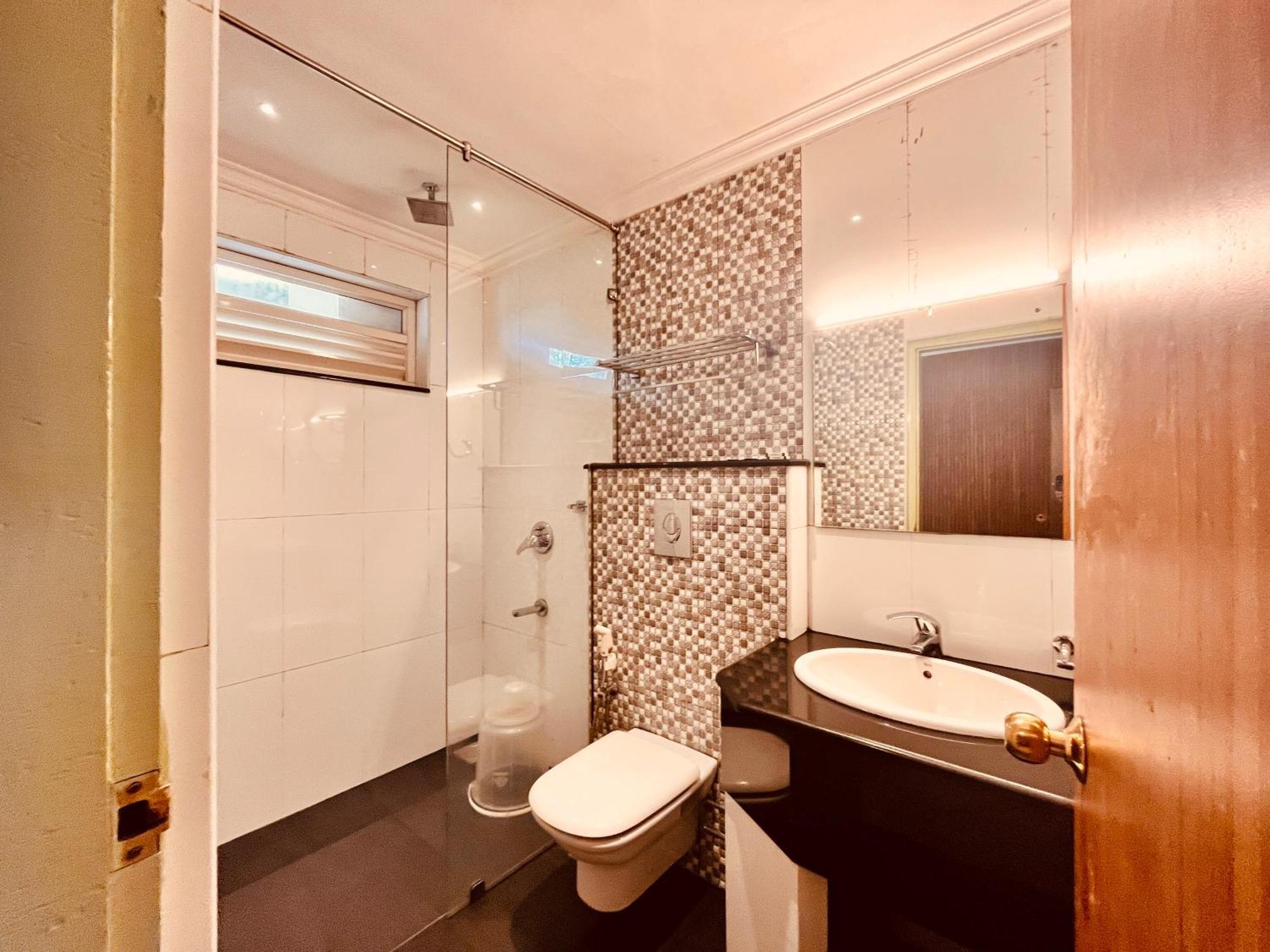Pearl Grand Boutique Cottage In Omaxe Anandam Vrindavan - #Premium Ac Rooms With Balcony #Big Parking #Lift #Garden #Peaceful Area #Near Prem Mandir #Property Of The Year #Most Awarded Exteriör bild